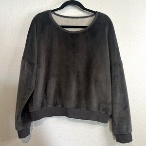 PJ Salvage Women’s Faux Fur Sweater Size Large